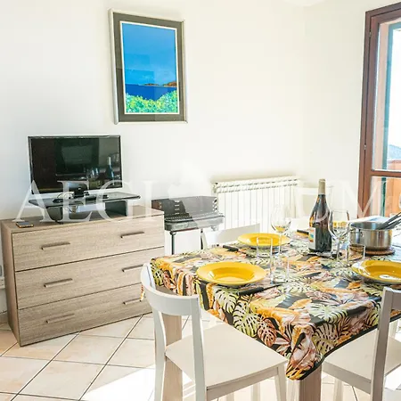 Castello 9 Giglio Castello